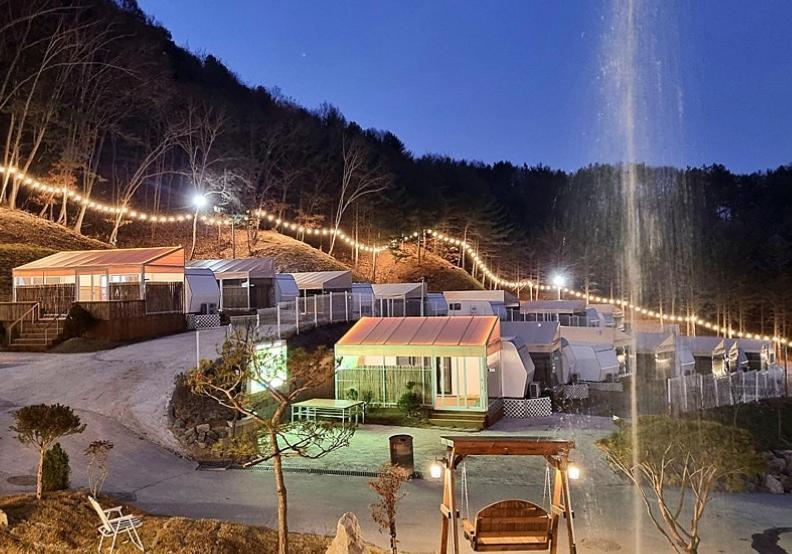 Hotel Chuncheon Weolsongli Camp Zimmer foto